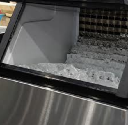 Ice Maker Machine – 28kg/24h (Bin Included) - Image 2